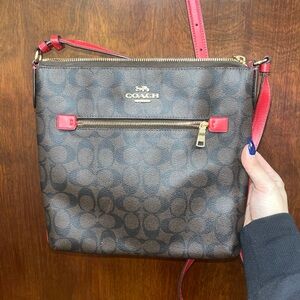 Coach Signature Crossbody Bag Brown Red Trim Adjustable Strap